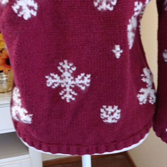 Eddie Bauer Vintage Nordic Red Cardigan Sweater. Holiday, Winter, Snowflakes - Picture 7 of 10